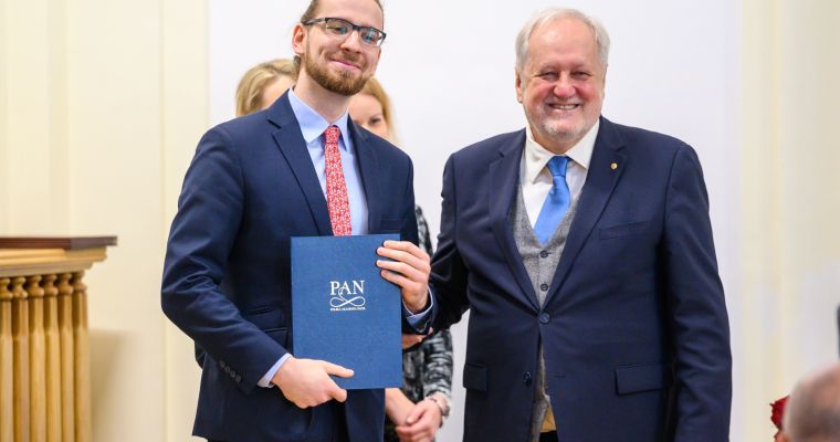 Stypendium Prezesa PAN dla mgr. Adama Olejniczaka
